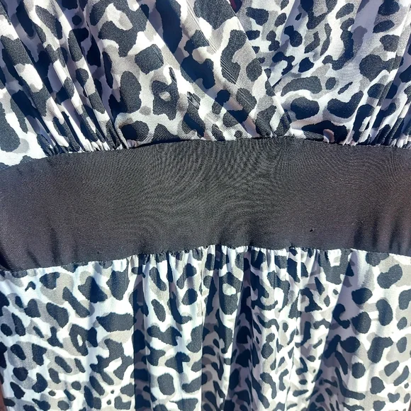 Purple Rain floral animal print casual dress - Picture 4 of 5